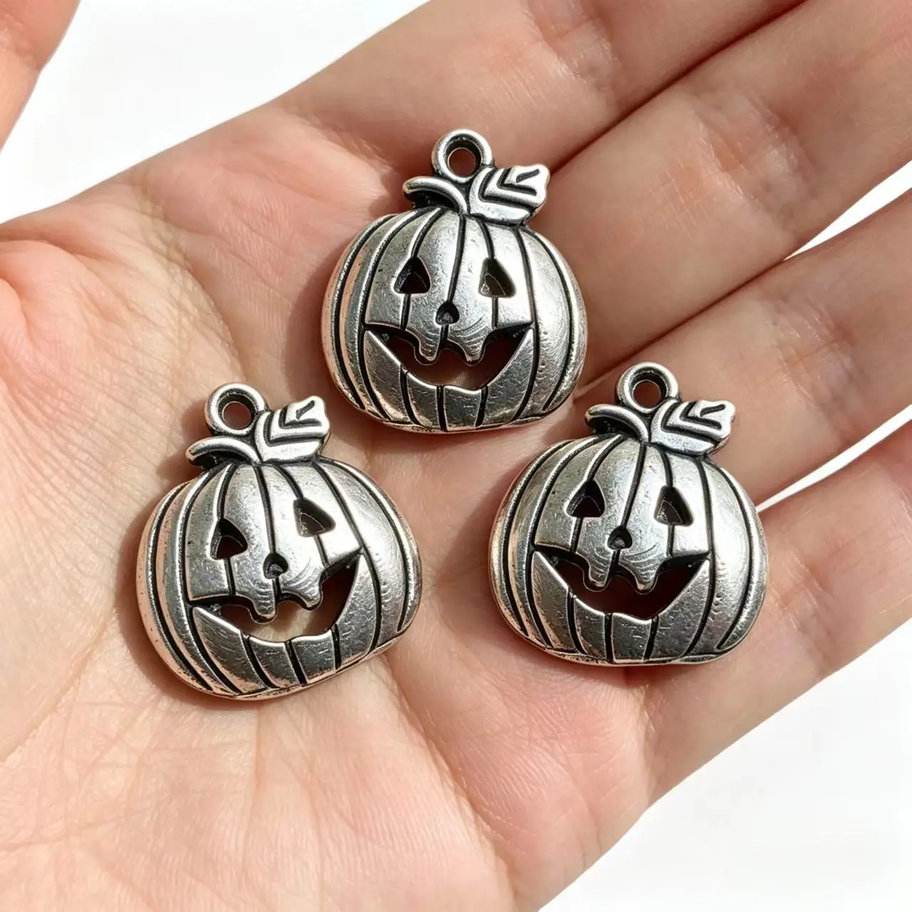 12pcs/Lot 18x16mm Antique Silver Color Pumpkin Lamp Charms Pendant For Jewelry Making DIY Jewelry Findings