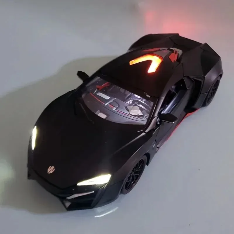 1:24 ライカンハイパースポーツ合金スポーツカーモデルダイキャスト & おもちゃの車金属おもちゃの車のモデル音と光コレクションおもちゃギフト