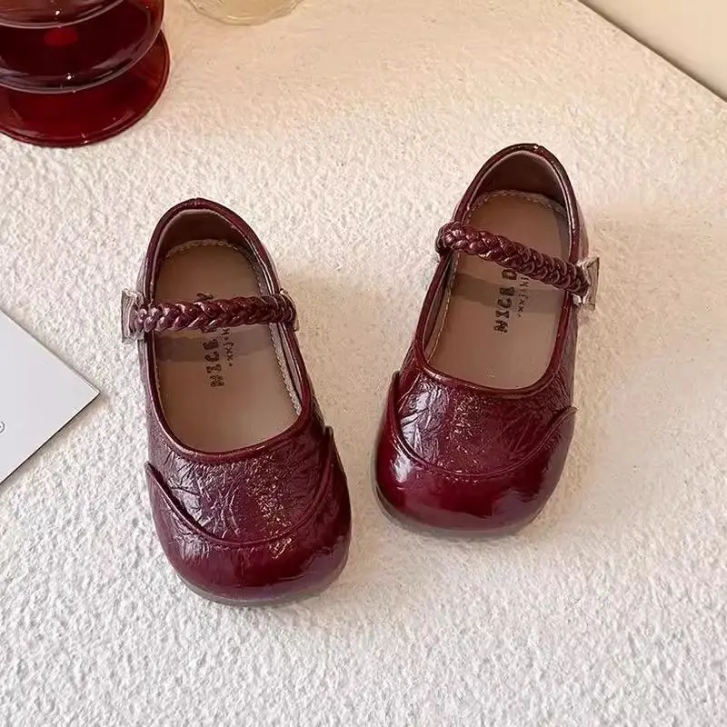 

Girl's Mary Jane Ballet Flats 2026 Spring Silver Stylish Single Shoes for Kids Soft Sole Children's Performance Loafers