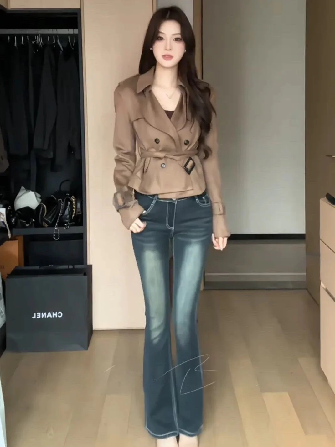 

High Waist Cotton Stretch Denim Micro Flared Jeans Women's Slim Fit mid Elastic Hip Enhancing Long Leg Lengthening Ladies Jeans