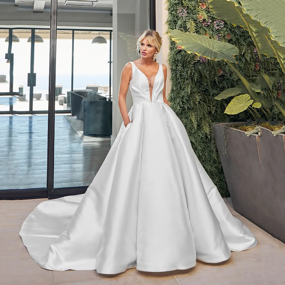 Satin Wedding Dresses 2026 V Neck Sleeveless Bride Gown Open Back Women Elegant Bridal Dresses With Pockets Customized