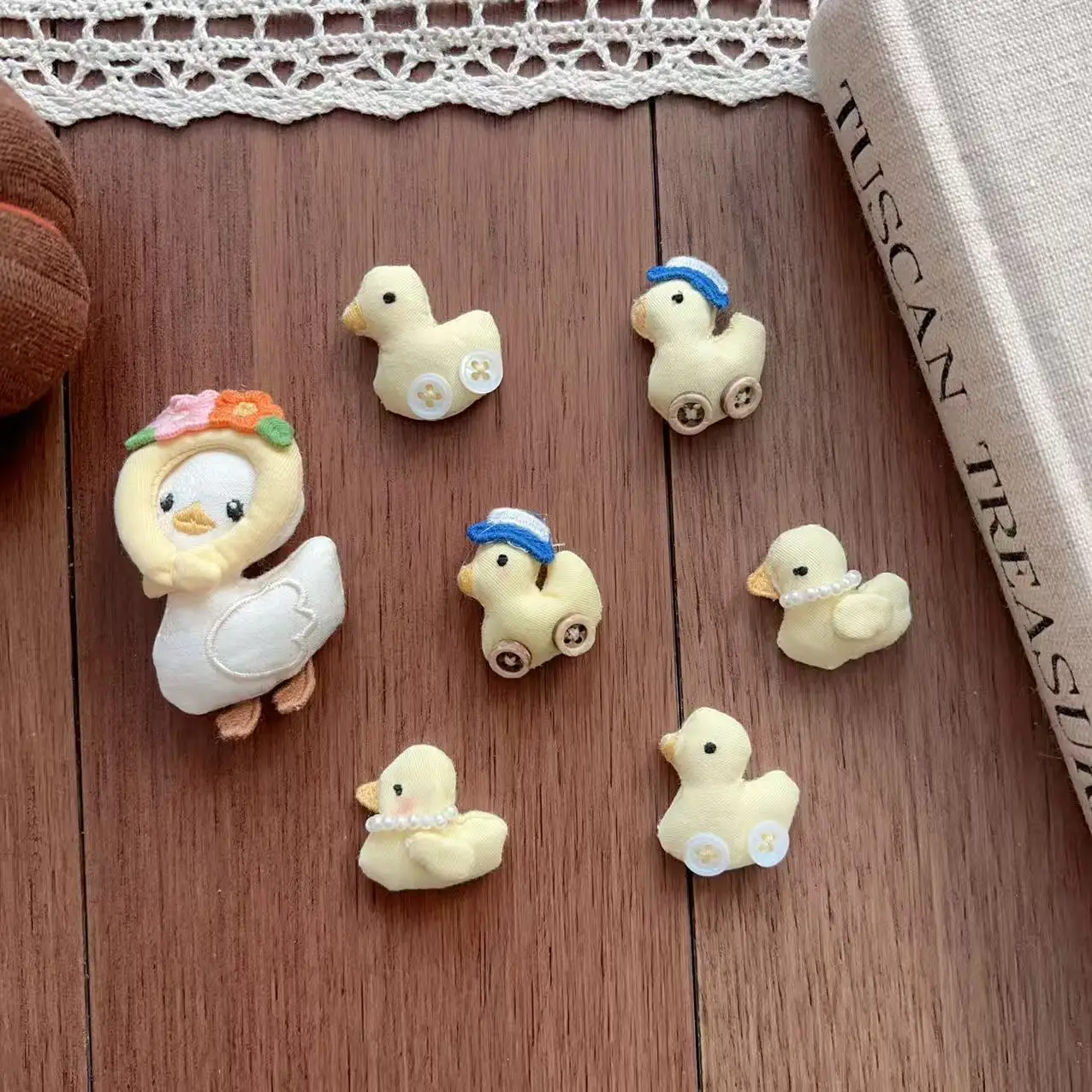 Premium Stuffed Cotton Mini Duck Brooch Pin Hair Accessory for DIY Shoes Socks Bag Hat Garment Trim Cute