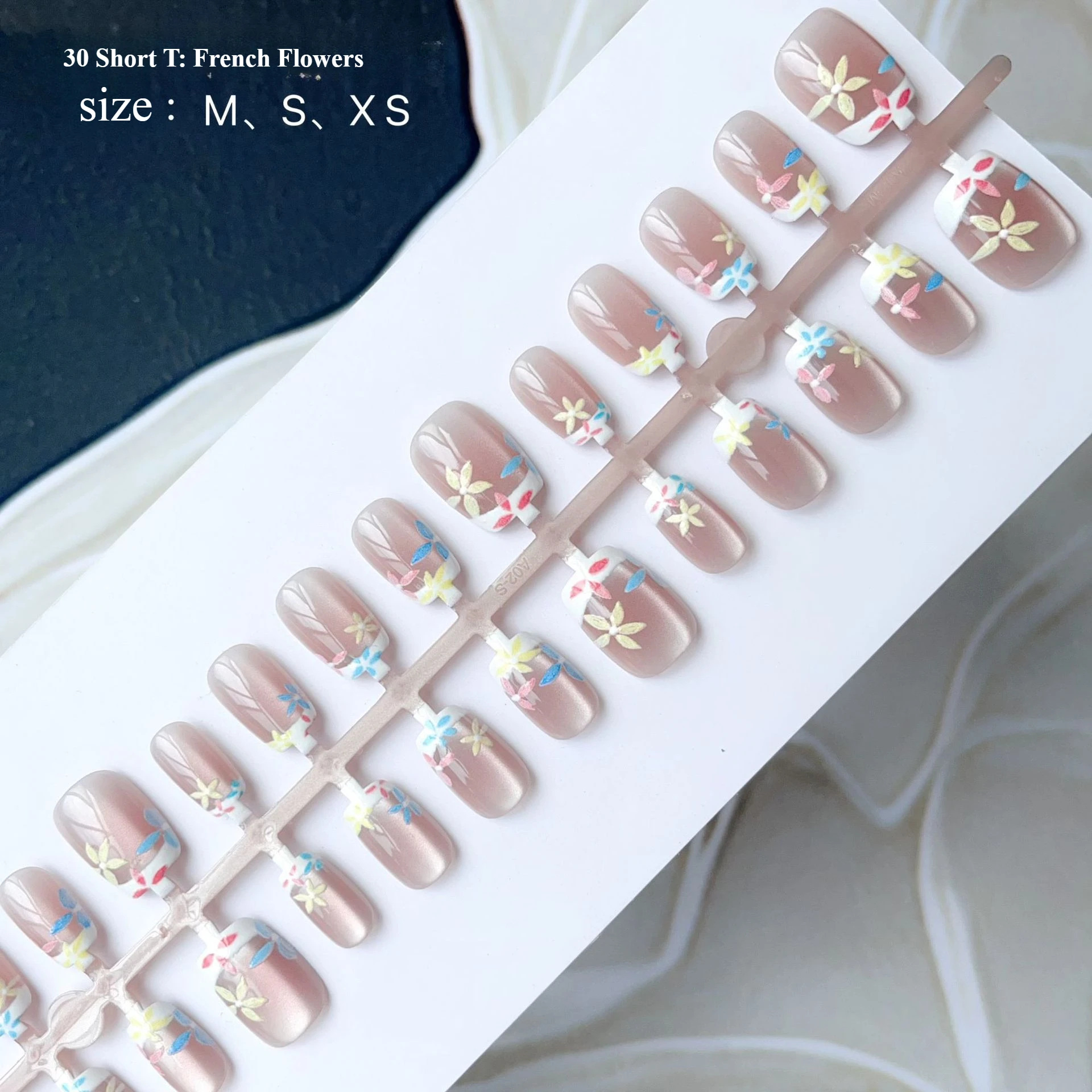 Pink Gradient Cat Eye Short T-shaped Fake Nails  2024 Spring Summer Premium Nail Short Reusable French Colorful Flowers Nail