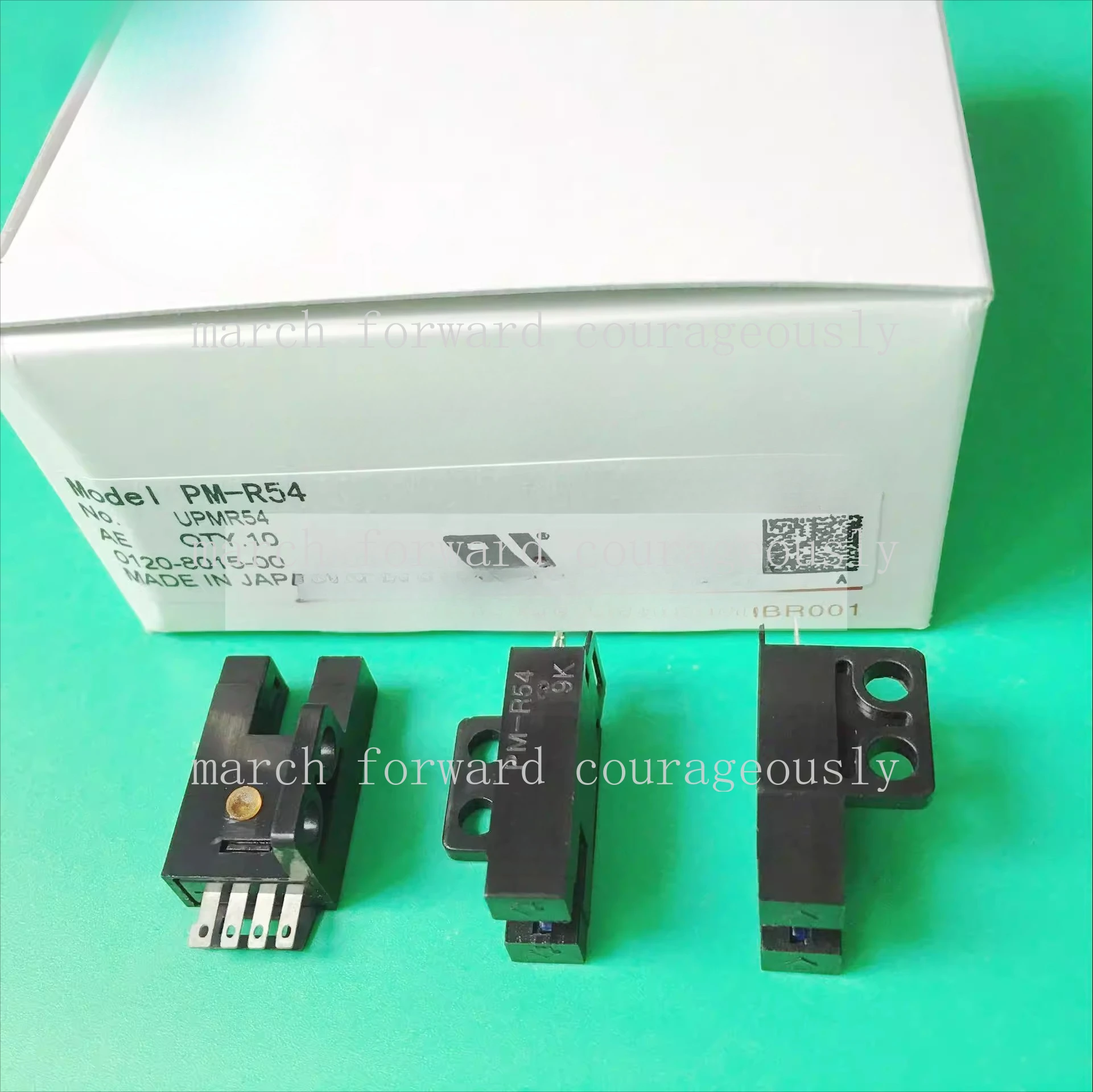 

Новые оригинальные фотоэлектрические датчики Panasonic Vision PM-R54, PM-F54, PM-Y54 с U-образным слотом