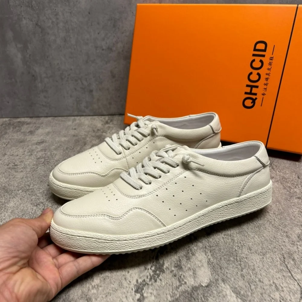 

Men's New Model Leather High Street White Sneakers Lightweight Breathable Casual Fashionable Board Shoes
