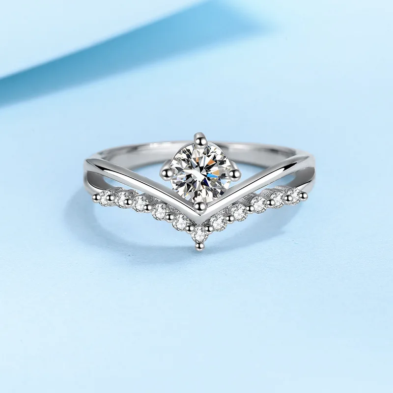 Daily Commute Princess Crown Four-Prong Ring 0.5ct Women Moissanite PT950 Platinum Simple & Versatile