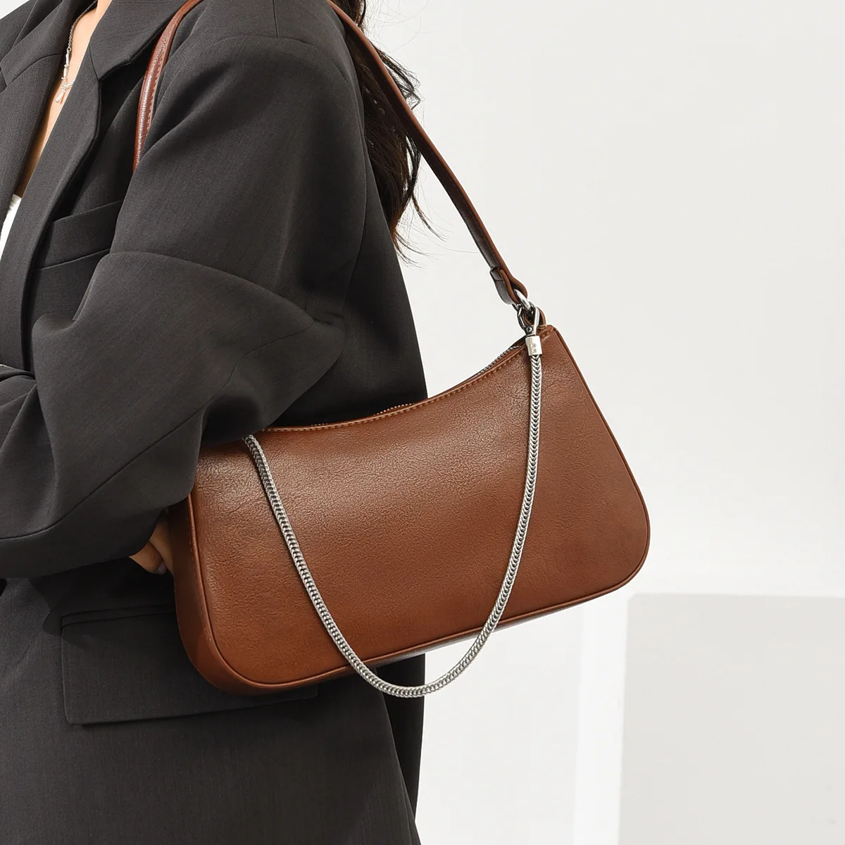 Women Underarm Shoulder Bag PU Leather ladies handbag Luxury Female Solid Color Chain totes for Commuting Shopping Trips, Office