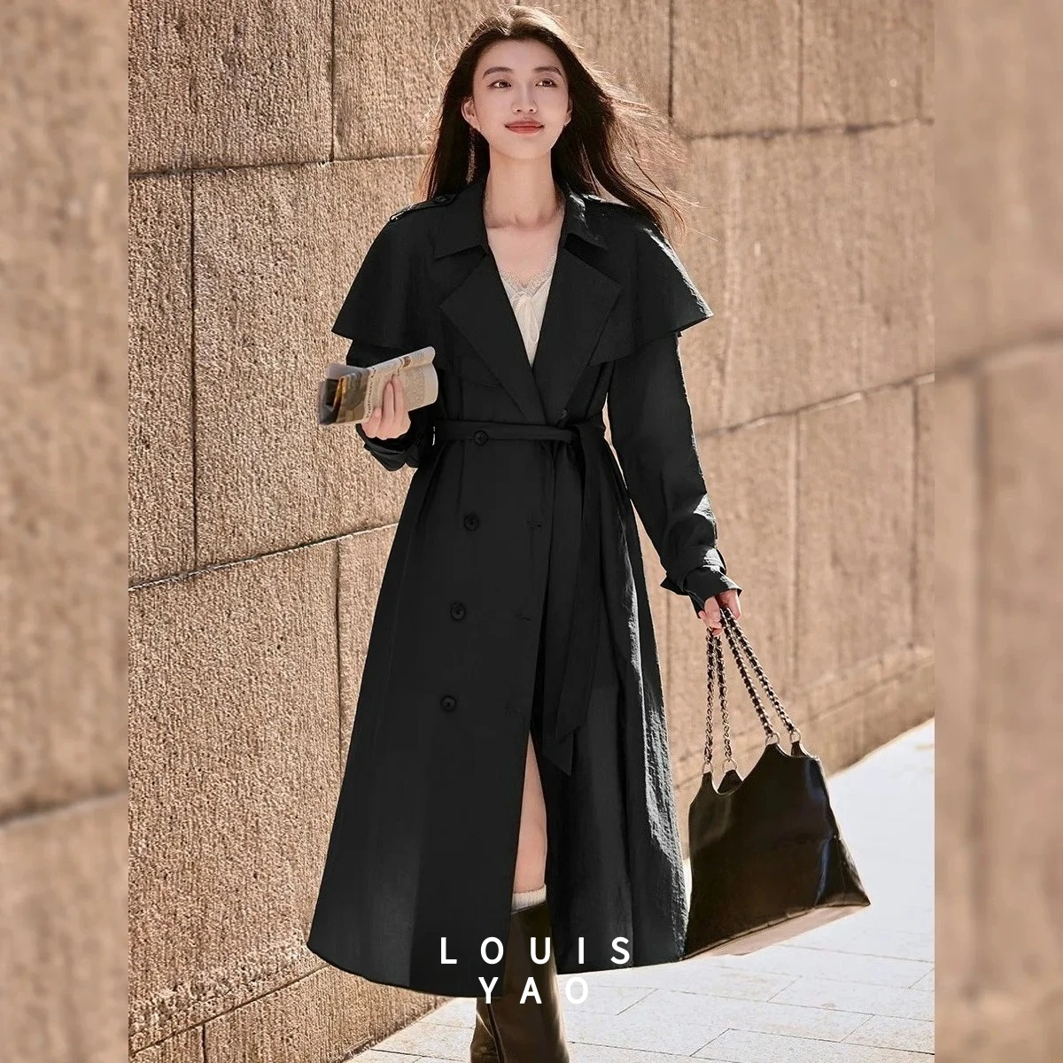 

Пальто-тренч LOUISYAO в повседневном стиле, осень 2025, женское, однотонное, свободного кроя, с воротником-шалью, ветрозащитное, длинное