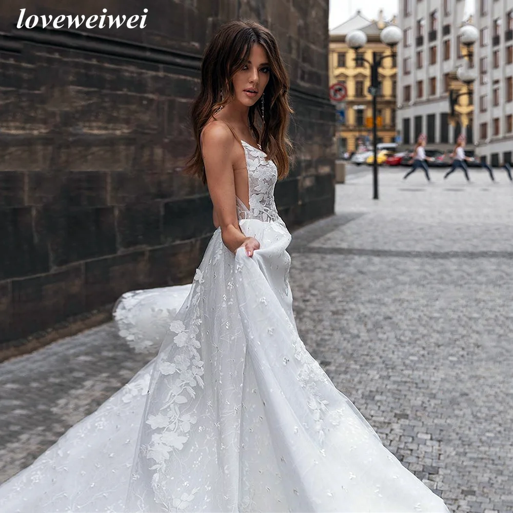 Loveweiwei-vestido de novia blanco bohemio, traje con cuello en V, apliques Spagetti, tirantes, Espalda descubierta, hecho a medida