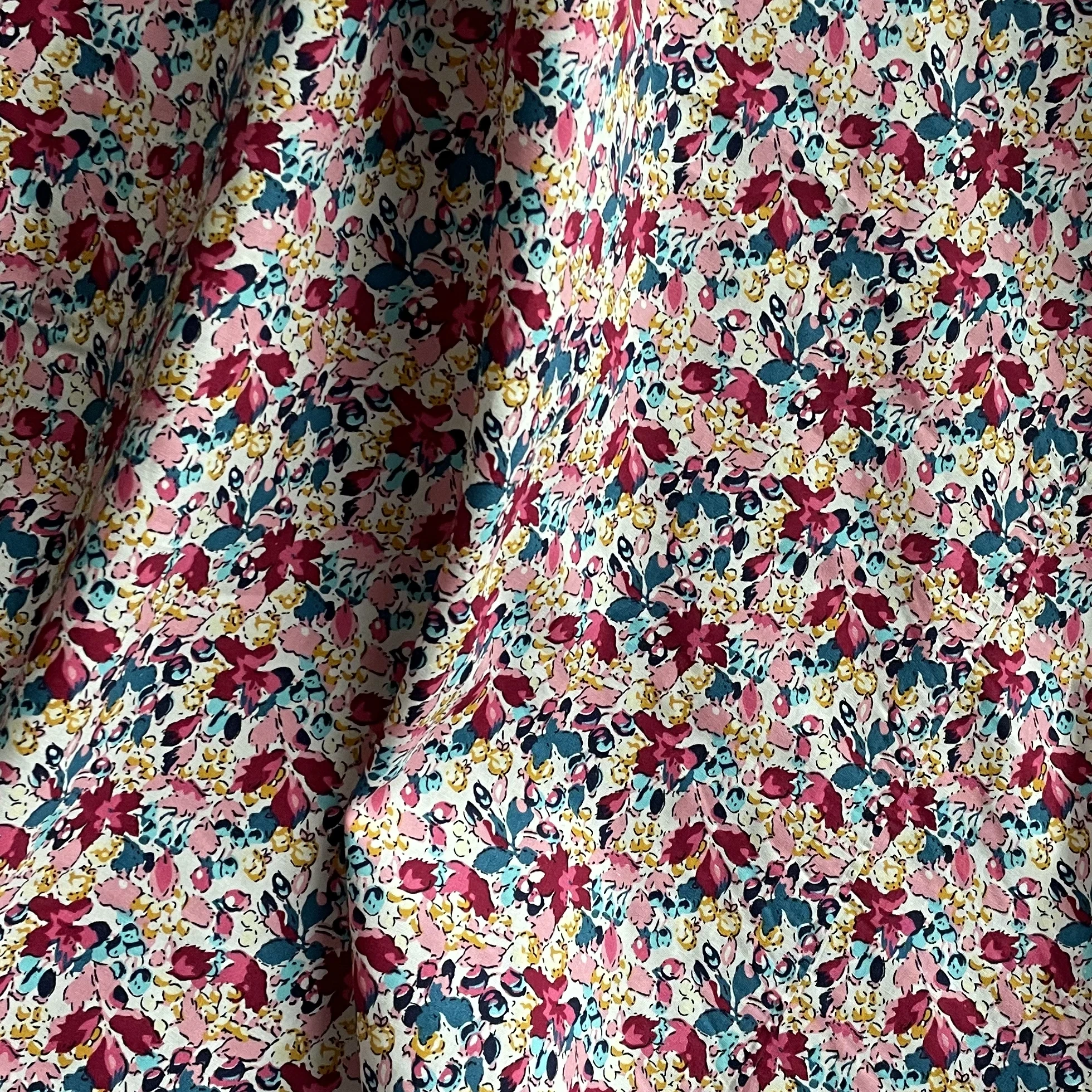 Pale Pink New Floral 100% Cotton 80S Like Liberty Fabric Digital Printing For Sewing Cloth Dresses Skirt Kids Designer Purses