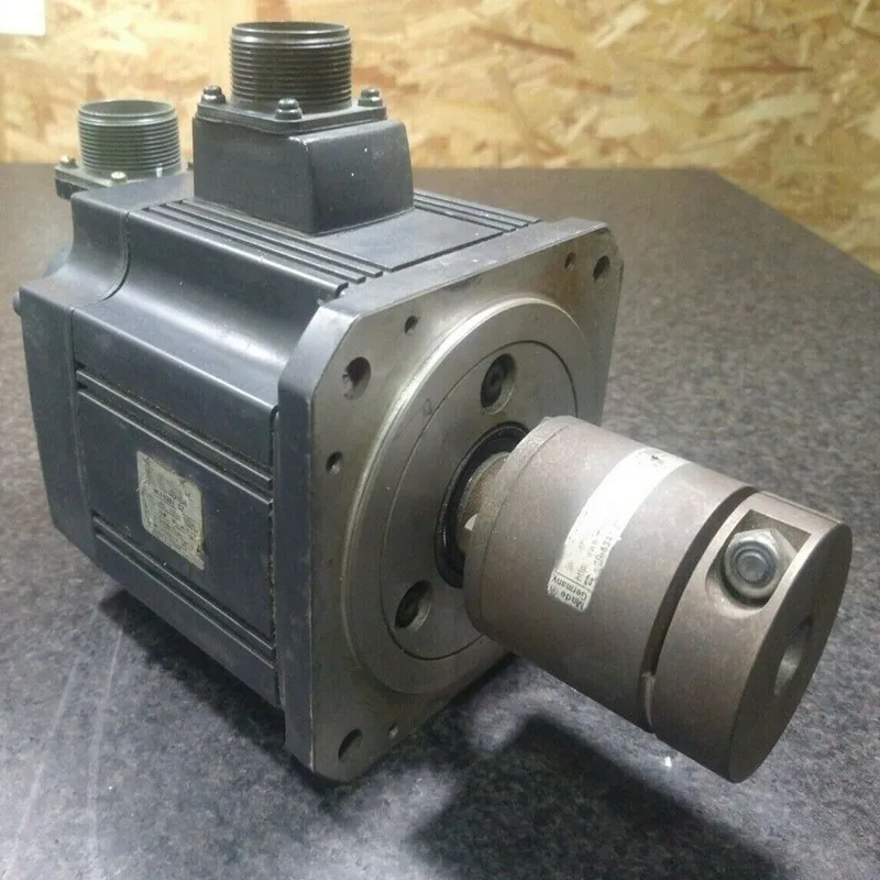 Серводвигатель HC103BT-SZ в наличии