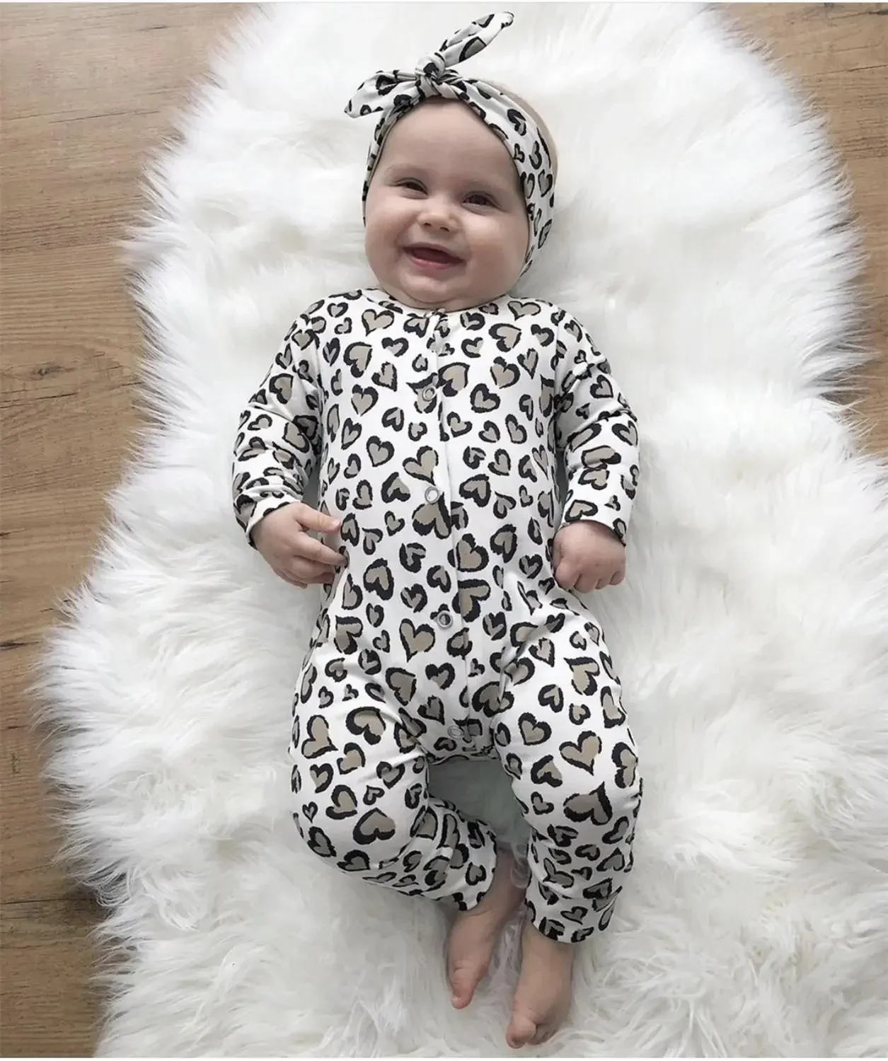 Newborn infant Baby Girls Romper Jumpsuit Spring Autumn Clothes Toddler Girls Hearts Print Long Sleeve Onesie Come with Headband