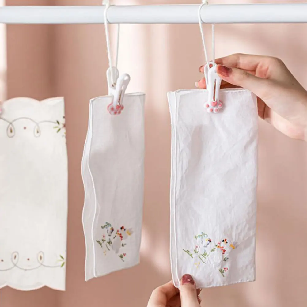 

12Pcs Cat Claw Sock Clips High End Materials Strong Grip Windproof Home Clothespin Baby Clothes Saliva Towels Sock Clip