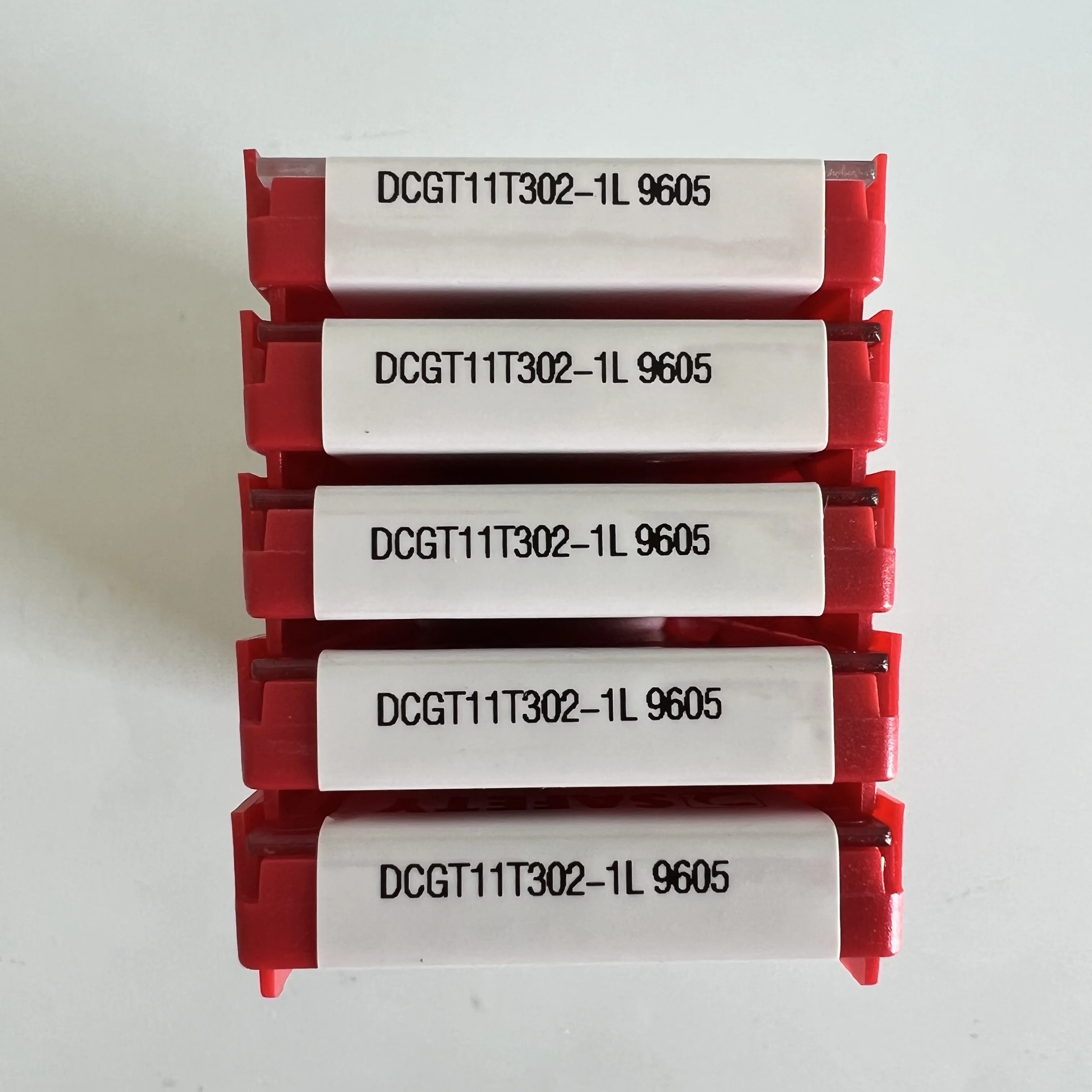 DCGT11T301-1L 9605 Original DCGT11T302-1L 9605 CNC blade DCGT11T304-1L 9605