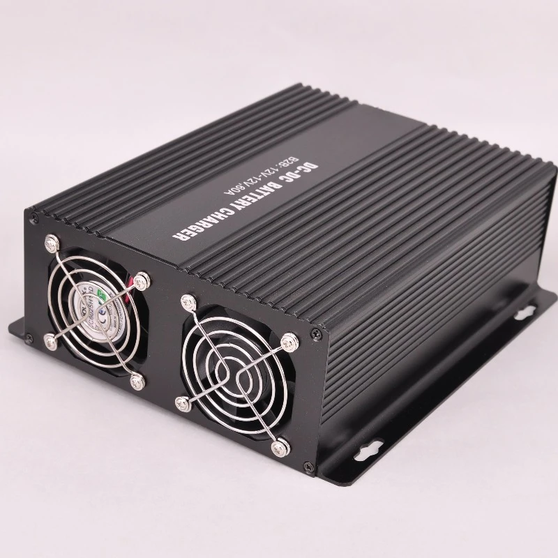 DC-DC DC charger, 12V/60A dual battery for RV with Bluetooth display smart charger