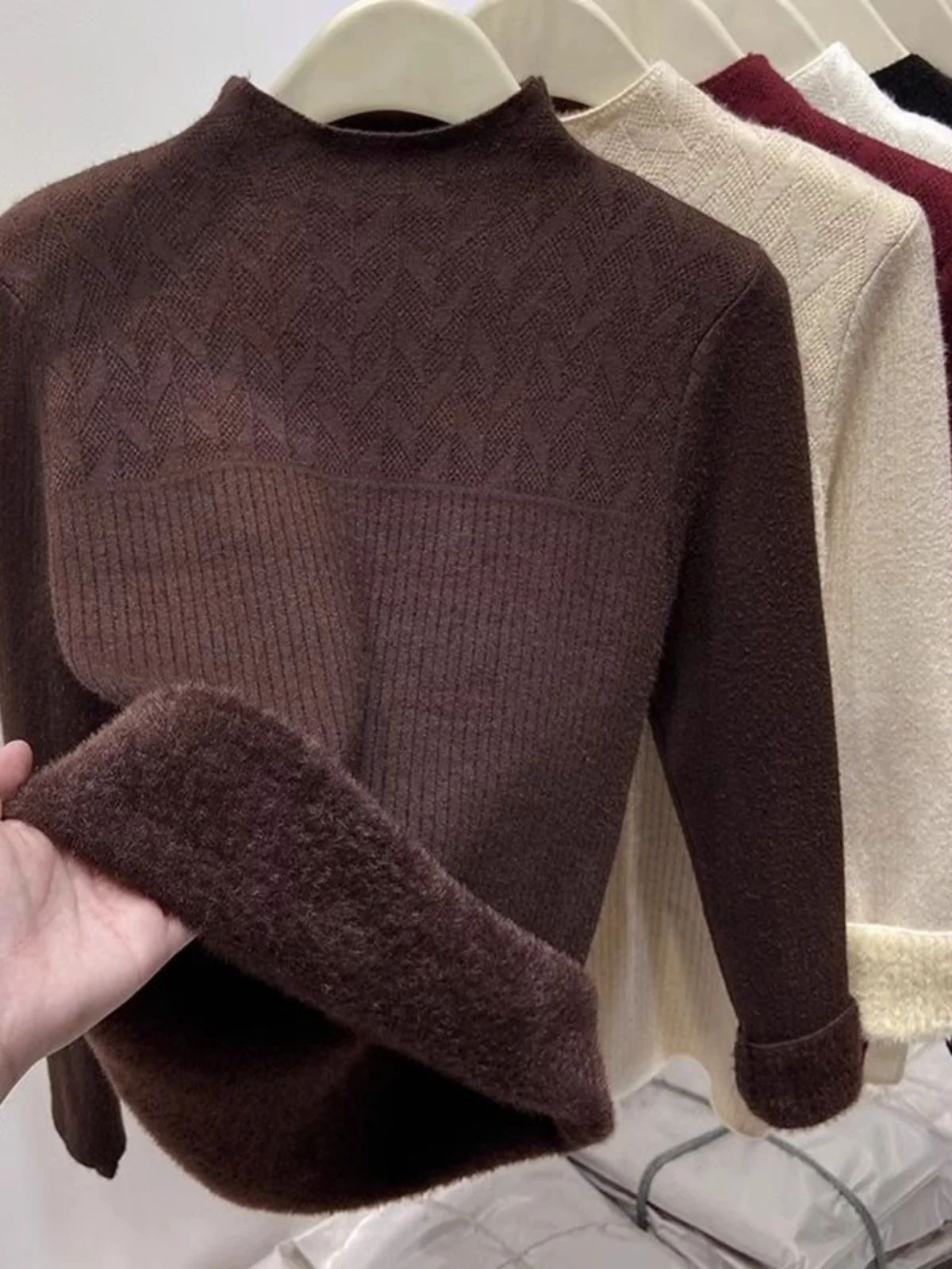 

Женский вязаный свитер свободного покроя на подкладке с высоким воротником, бархатный теплый базовый слой, топ на осень-зиму