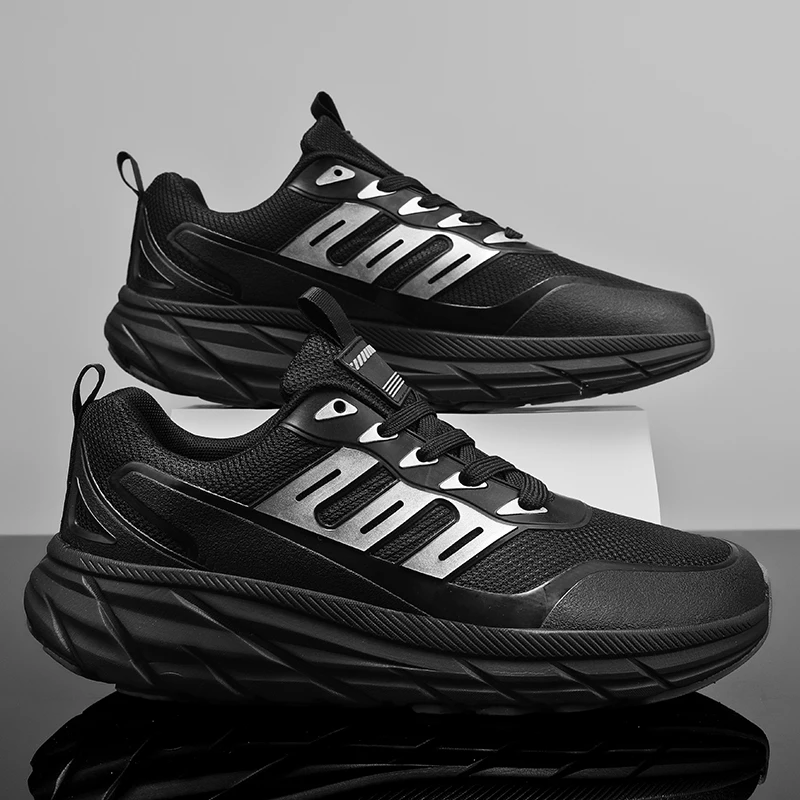 

Couple sports single shoes, thick soled non slip casual shoes, lightweight and comfortable outdoor sports plus size running shoe