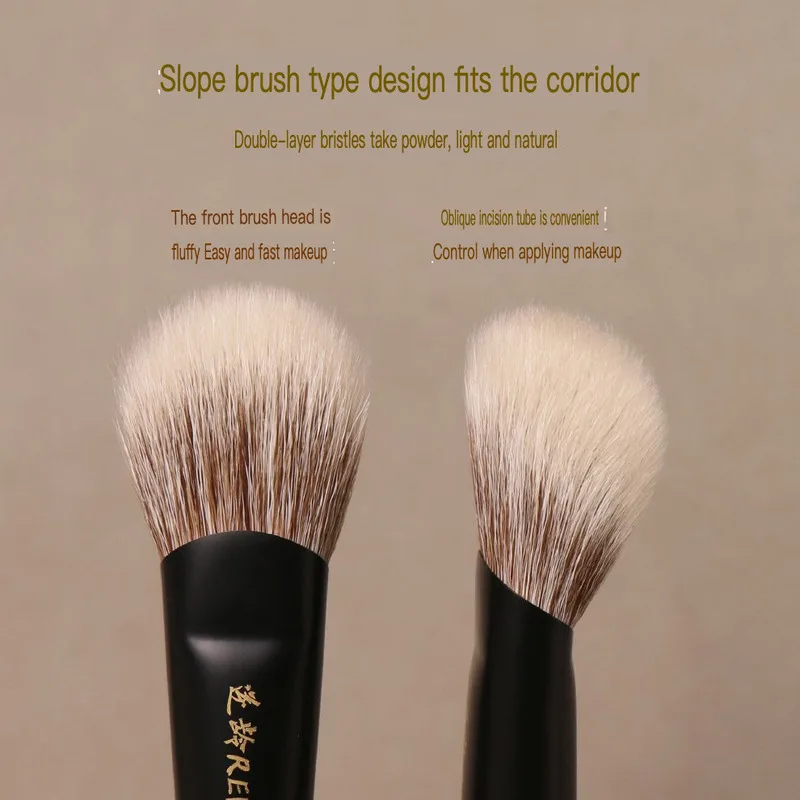 Anti-Aging Sandalwood T50 Angled Dot For Blush Contouring Animal Hair Soft Portable Beginner Makeup Brush