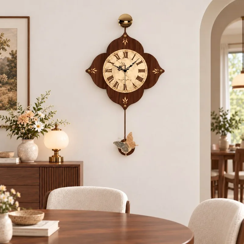 Elegant Wall Clocks with Pendulum French Retro Luxury Art Wall Clocks Four Leaf Clover Butterfly Clock Livingroom Decoration