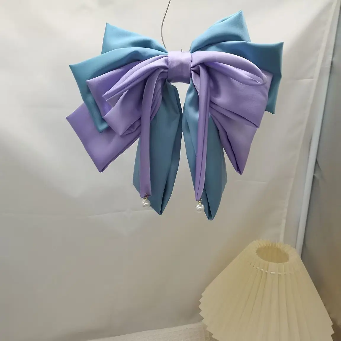 

Large Design Pink Flower Bow Spring Hair Clip for Women Non Slip Strong Hold Daily Office Hair Accessory