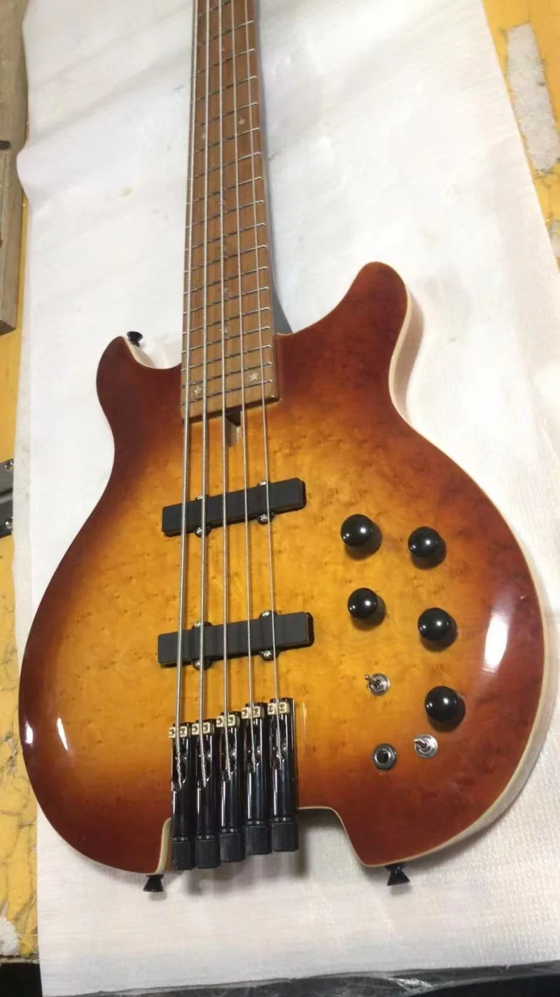 

Изготовленный на заказ 5-струнный бас без головы, накладка из жареного клена, черная фурнитура, комфорт ручной работы, бесплатная доставка