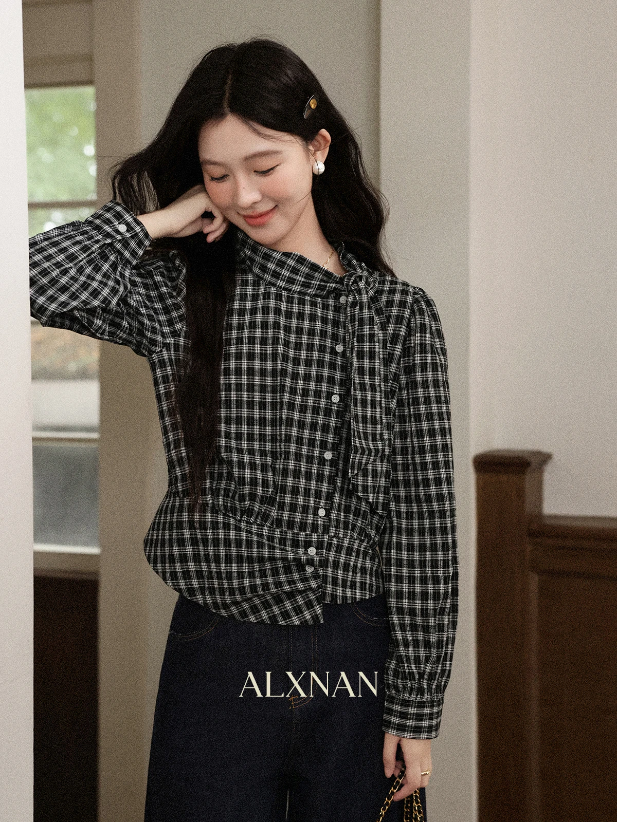 

ALXNAN Women's Black Checkered Shirt 2025 New Autumn Loose-fit Long Sleeved Blouses Elegant Casual Office Lady Plaid Tops L57182