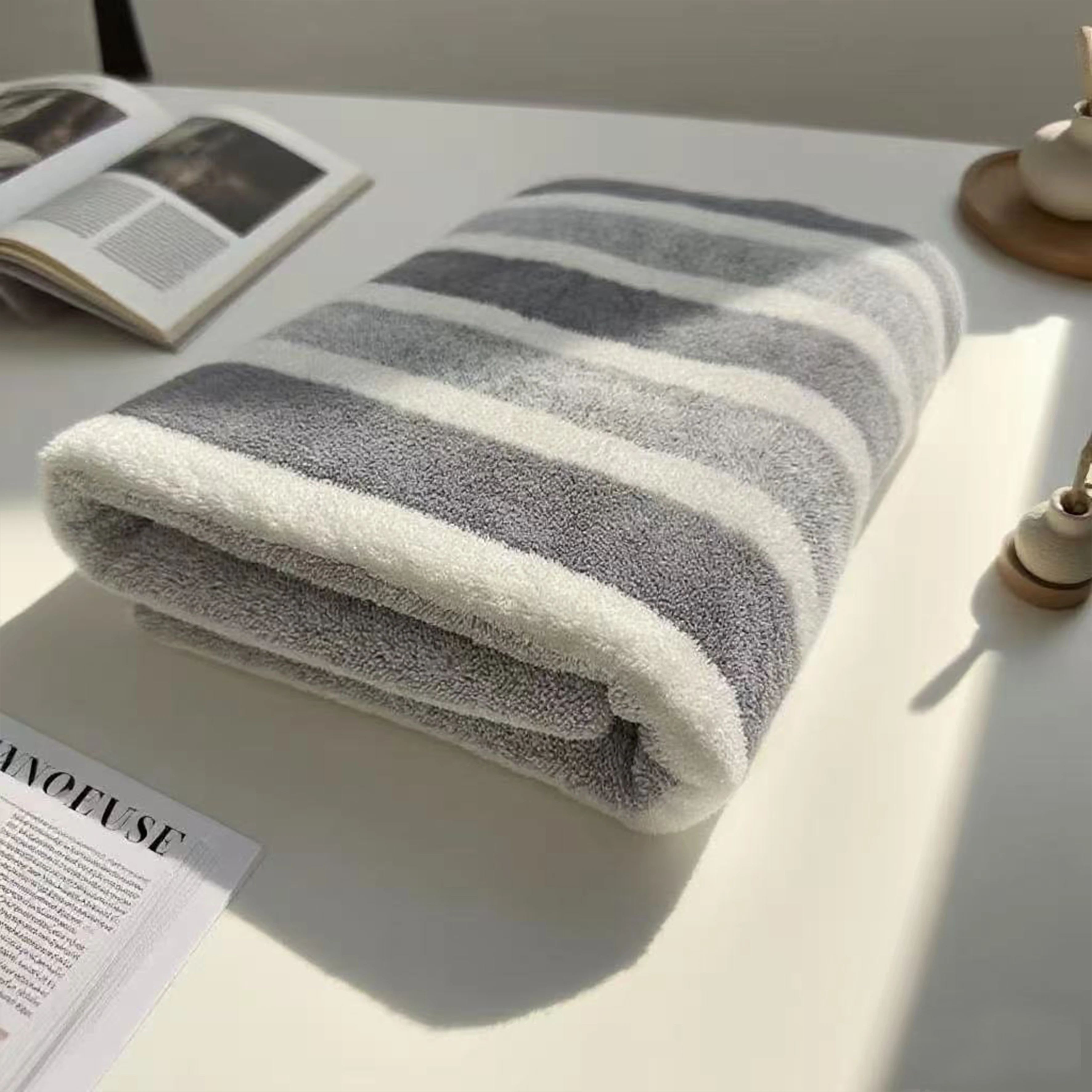 1-pack dikke badhanddoek, sterke wateropname en sneldrogend, niet-verlies, duurzaam - zeer geschikt voor gezinnen, stranden,