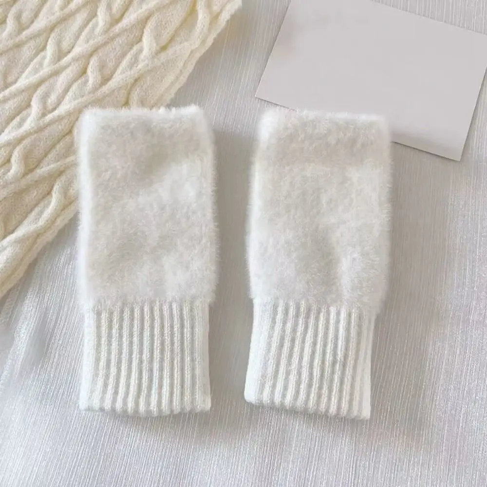 Fashion Soft Half Finger Gloves Solid Color Warm Insulation Fingerless Gloves Wrist Mittens Winter Women's Wear Accessory