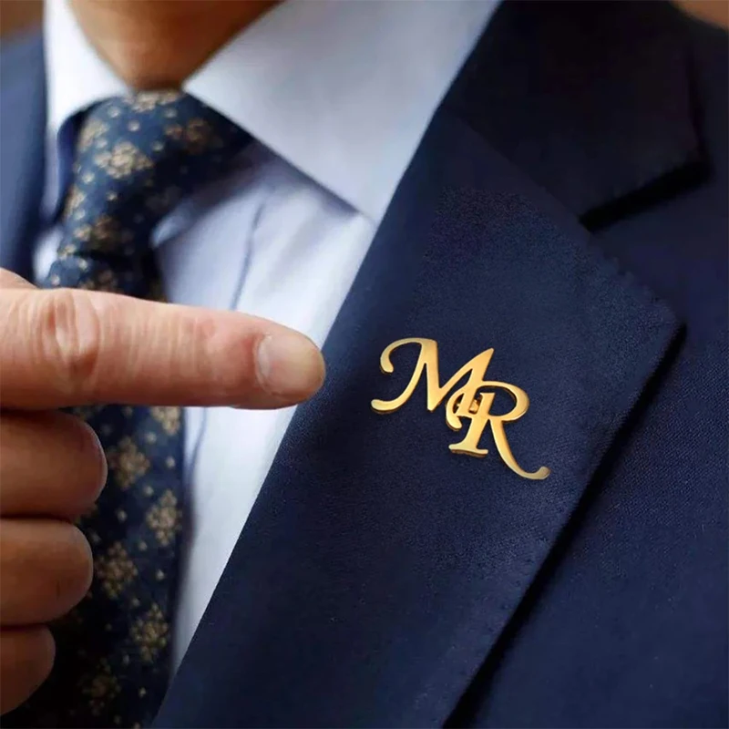 Custom Initial Name Brooch Personalized 304L Stainless Steel Letter Brooch For Men And Women Suitable Shirts Suits Wedding Gift