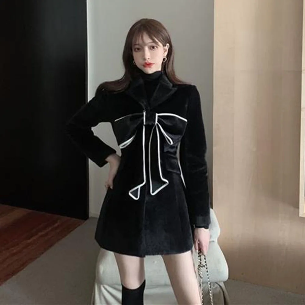 2024 Winter New Ladies Korean Version Of Slim Temperament Sweet Bow Woolen Coat Tide Fashion Foreign Style Woolen Coat.