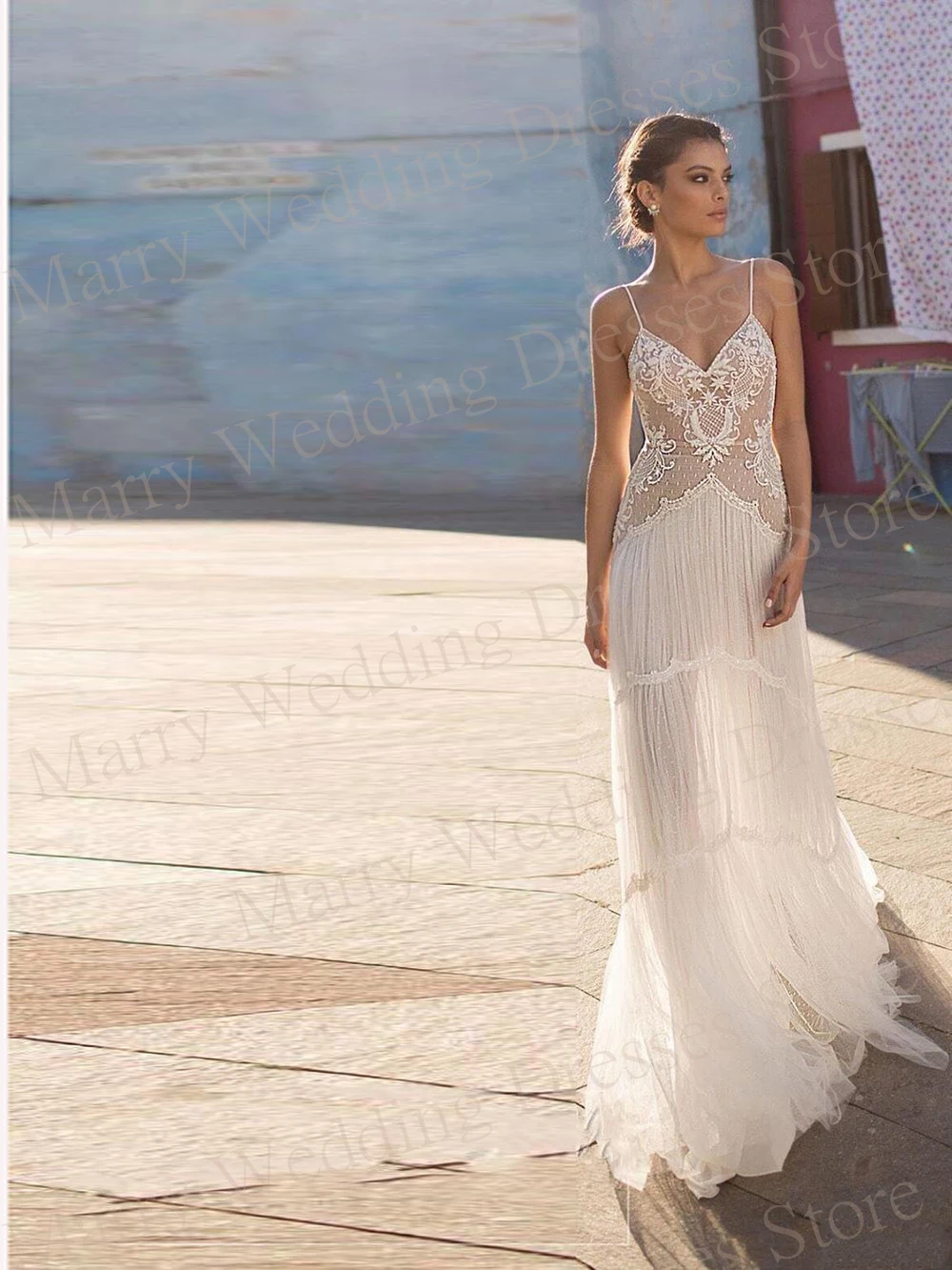 Robes de mariée Boho A-Line pour femmes, col en V moderne, appliques de dentelle charmantes, robes de mariée sexy, quelles que soient les bretelles spaghetti