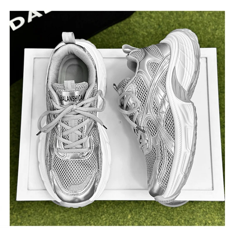 

2025 new men's shoes autumn thick soled skateboard shoes versatile casual shoes trendy shoes Korean version retro sports board s