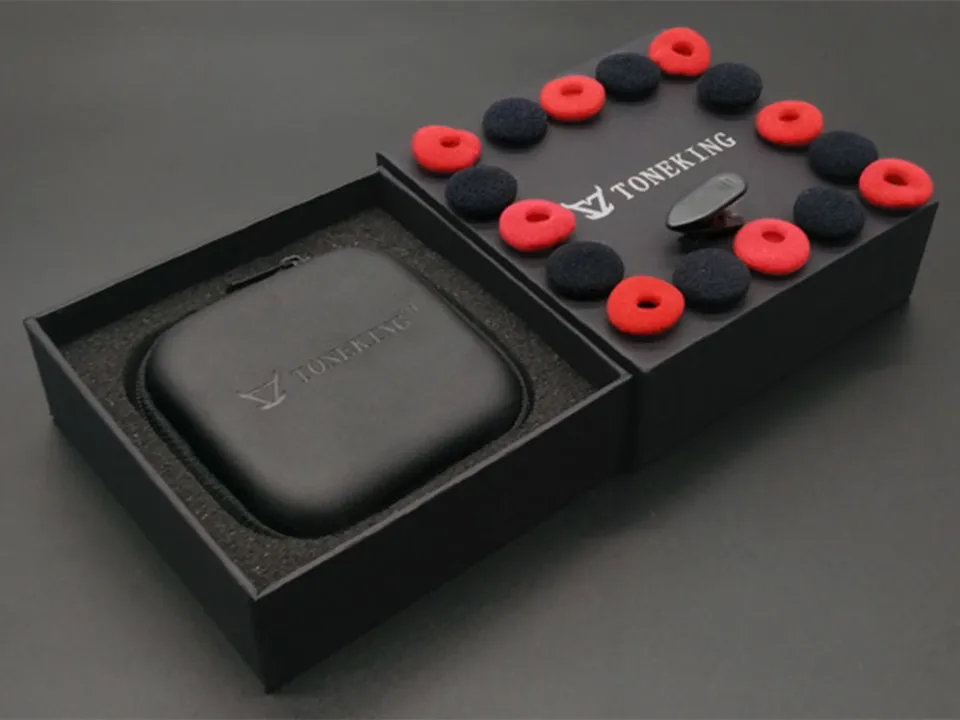 TONEKING TO65 (65ohm) / TO150 (150ohm) / TO200 (200ohm) Driver dinâmico HiFi Audiophile Interface MMCX Fones de ouvido de música de cabeça plana