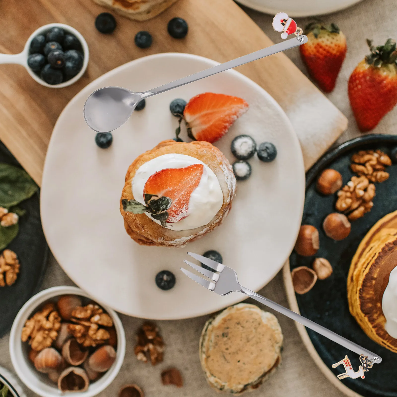 

12Pcs Stainless Steel Cutlery Set Christmas Coffee Spoons Dessert Forks Long Handle Mixing Spoons Holiday Tableware Gift