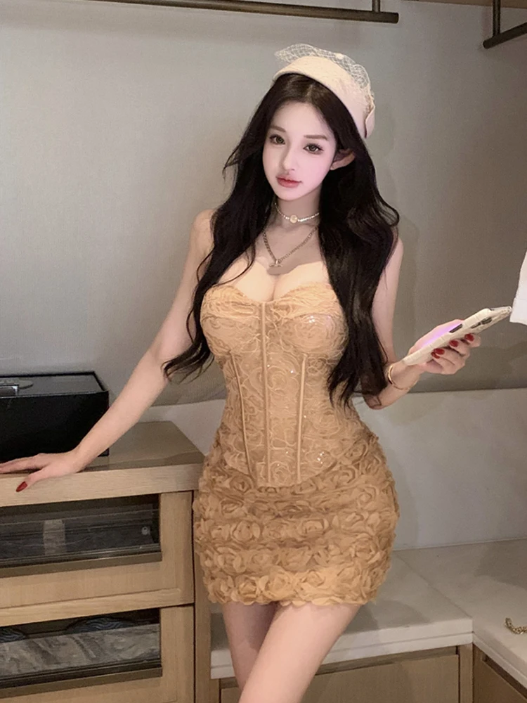Elegant Sleeveless Wrap Chest Fishbone Waist Slimming Backless Top Heavy Embroidery Bodycon  Skirt Two Piece Set for Women