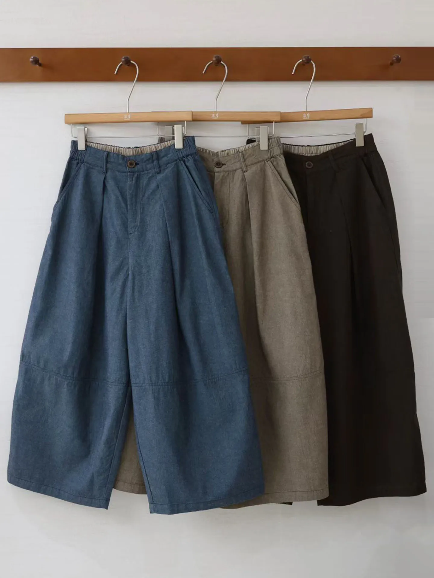 

Весна 2026: Женские джинсы свободного кроя в винтажном стиле, на пуговицах, с эластичным поясом, широкие штанины, повседневные, универсальные, хлопок, цветные