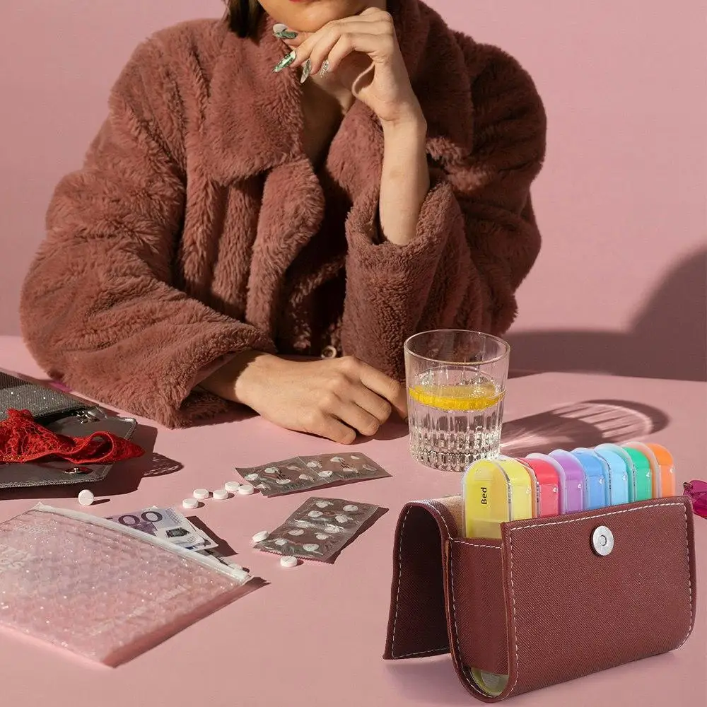 

PU Carrying Case Weekly Pill Organizer Box Drug Container Reusable 28-Grid Vitamin Storage Week Mark Medication Reminder