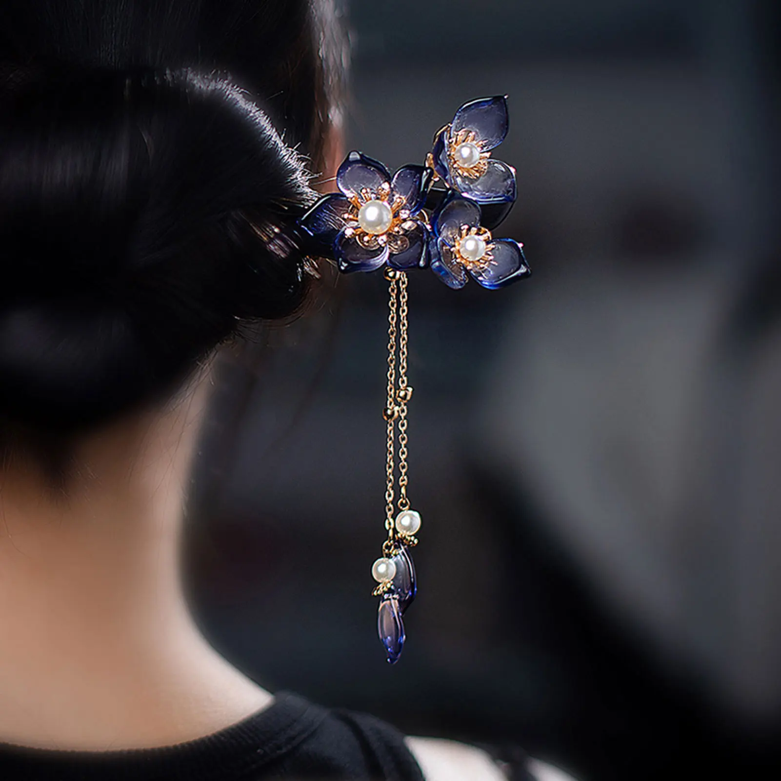 Ancient Style Magnolia Hairpin Artificial Transparent Glass Flower Tassel Hair Stick Wooden Simple Updo Hairpin New Year Gifts image 3