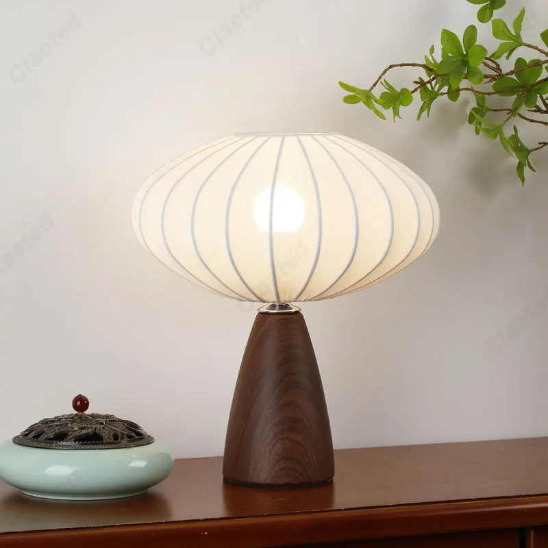 New LED Ceramic Fabric Desk Lamp Creative Minimalist Table lamp for Study Room Bedroom Bedside Atmosphere Decoration Lighting