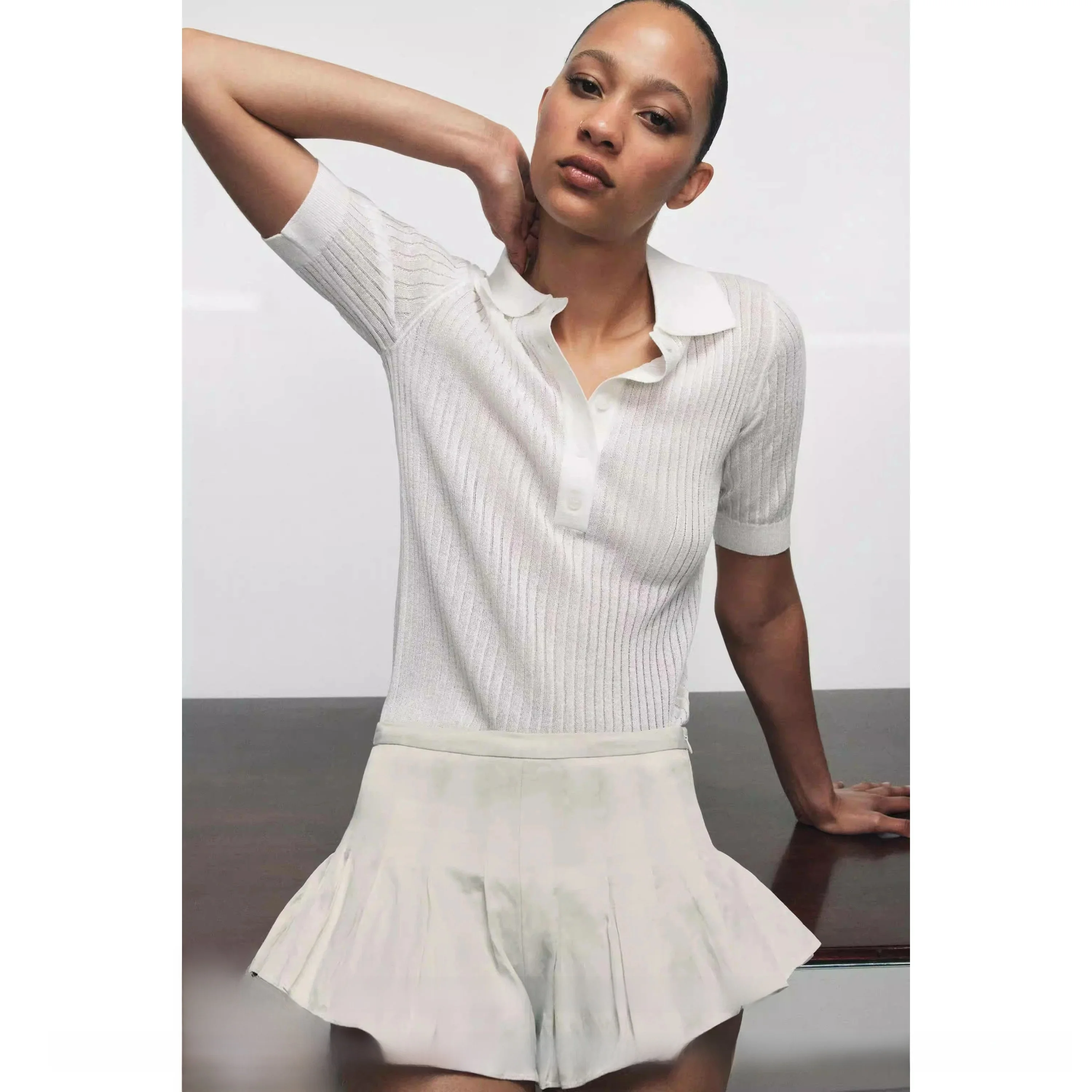 Spring Summer 2026 New Fashion Simple Versatile Mid-Waist Short Wide Pleat Casual Shorts Women's Straight Leg Pants Natural W...
