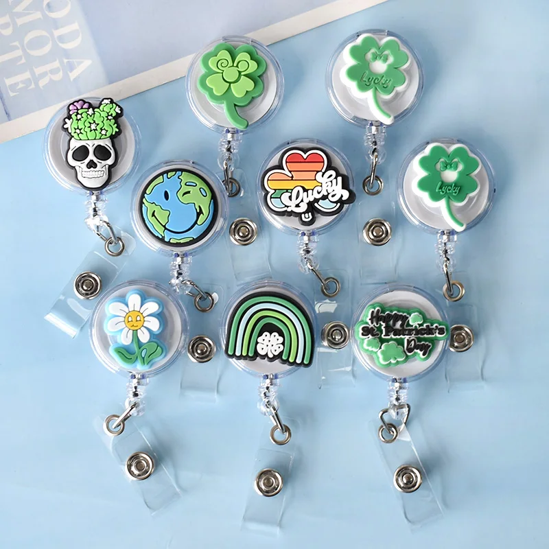 1 PCS Green Lucky Four-leaf Badge Reel Retractable Nurse Doctor ID Badge Holder With 360 Rotating Alligator Clip Name Holder