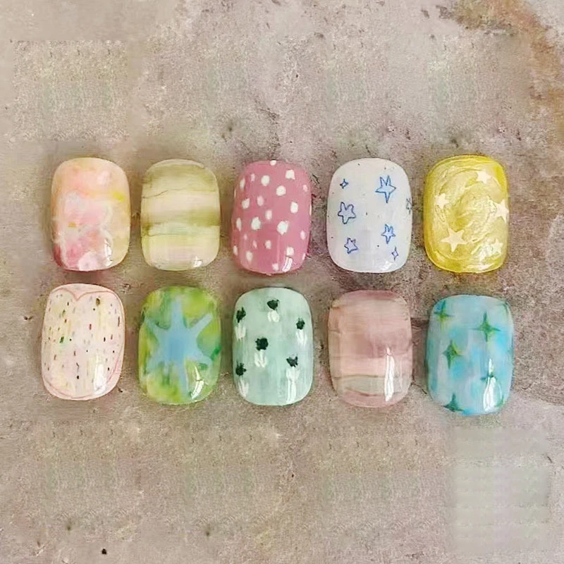 10 Stück Sommerliche bunte Dopamin-inspirierte kleine frische Press-on-Nägel für Damen und Mädchen, abnehmbare Nagel-Patches, gepunktete künstliche Nägel – Detail 8