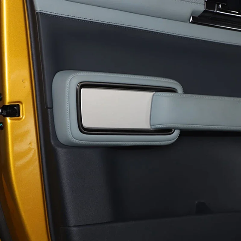 BYD FangChengBao Leopard 5 2023-25 ABS Carbon Door Panels - Image 4