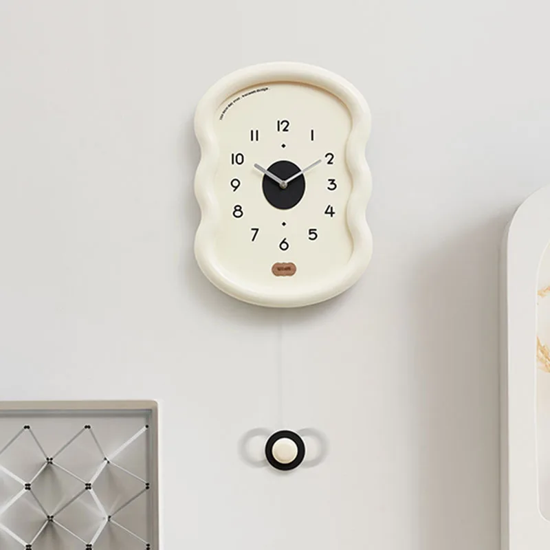 Simple Cartoon Clock Wall Interior Cute Korean Bedrooms Digital Clock Wall Restaurant Fashion Horloge Murale Room Decorations