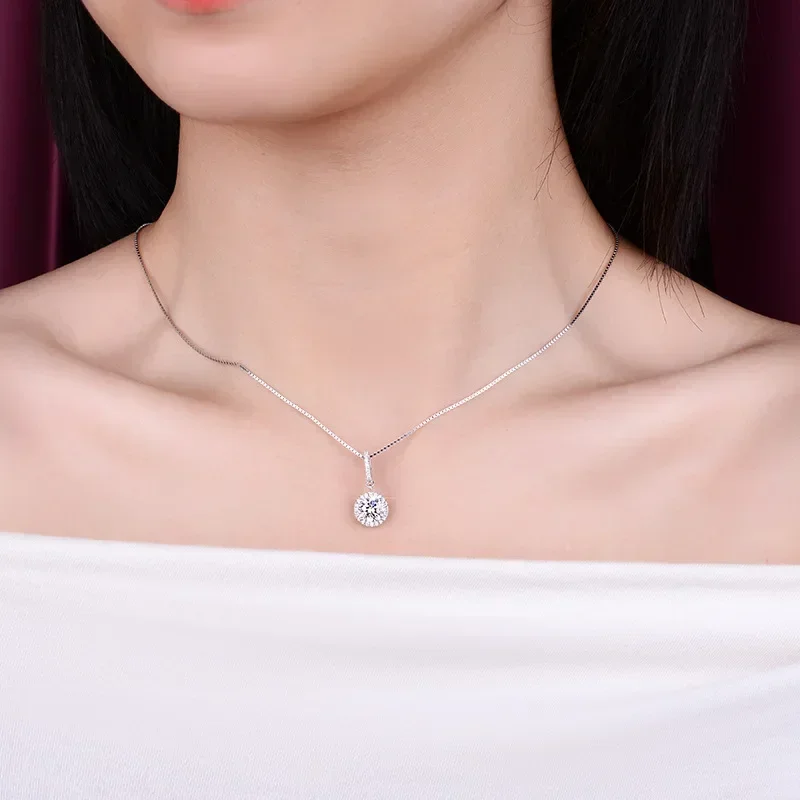 

GoldAether Real Platinum Jewelry: 1 Carat Moissanite Diamond Pendant, Round Bag Snow Design, Clavicle Chain for Women's Wedding