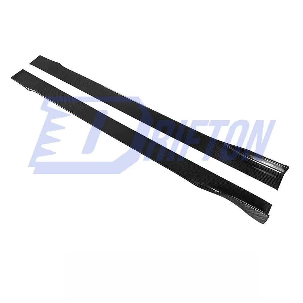 

Боковая юбка из углеродного волокна Mad Style для коэффициентного боди Romeo Giulia