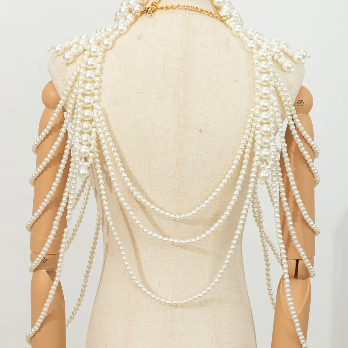 New European and American style exaggerated retro heavy industry hand-beaded multi-layer pearl sexy body chain
