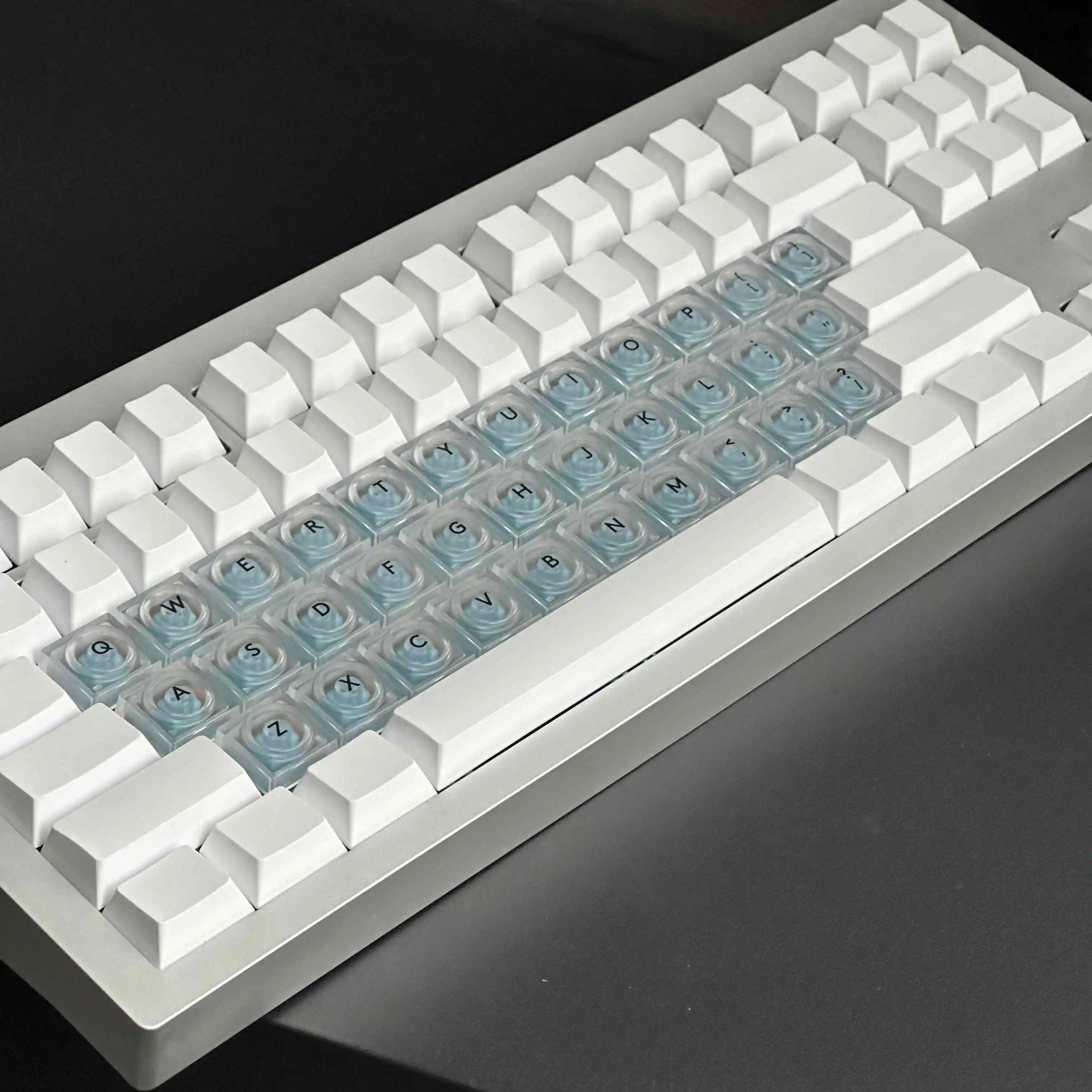 Frosted Building Block Keycaps, Transparent PC Retro Polka Dot Keycaps for Cross Low Axis Mechanical Keyboard Office E-sports