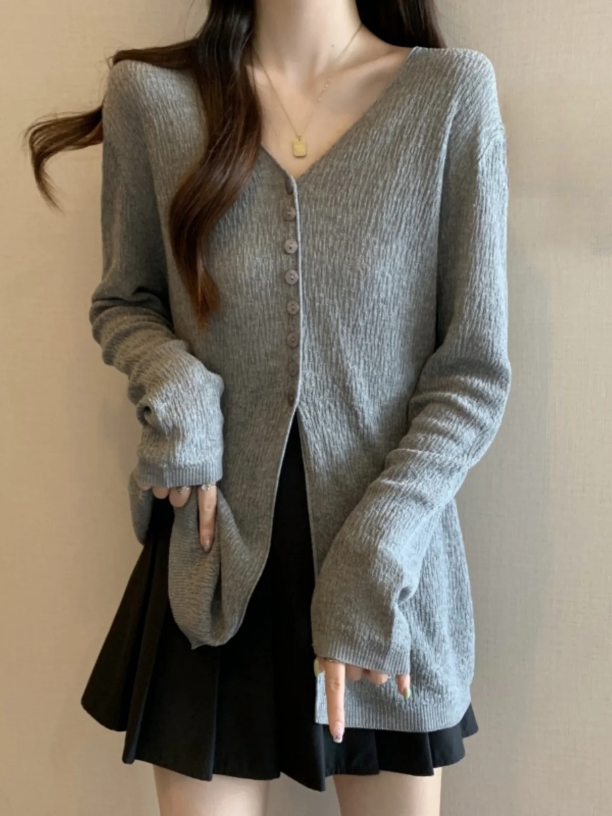 Gray V-Neck Long Sleeve Knitted Base Layer T-Shirt Women's Spring Autumn plus Size Open Design Fashionable Casual Top