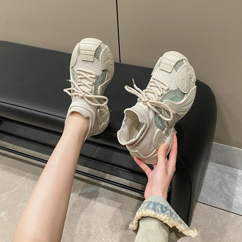 Women Light Breathable Flat Sneakers Closed Toe Summer Solid Casual Shoes All Match Outdoor Non Slip Walking Footwear